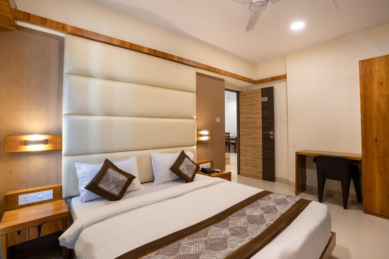 Home2 Suites And Service Apartments, Mumbai Airport Esterno foto